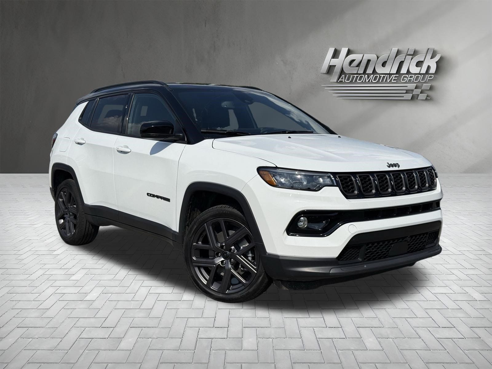 Used 2026 Jeep Compass Limited AWD/4WD image 2