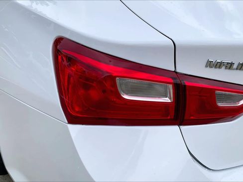Used 2023 Chevrolet Malibu LT FWD image 27