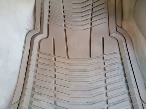 Used 2006 Mercury Milan Premier image 28