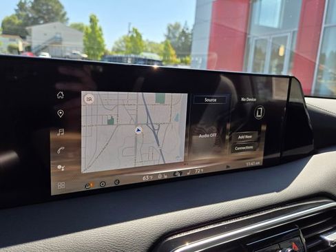 New 2025 Nissan Armada SL w/ Captain's Chari Seat Package image 19