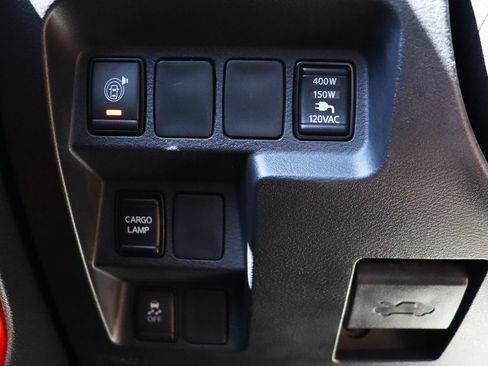 Used 2022 Nissan Frontier Pro-X RWD image 42