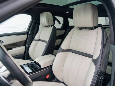 Used 2018 Land Rover Range Rover Velar image 10