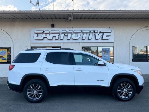 Used 2019 GMC Acadia SLT image 3