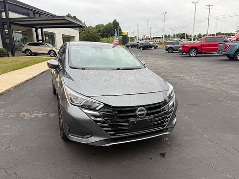 Used 2024 Nissan Versa SV FWD image 6