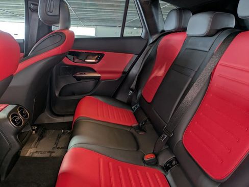 Certified 2025 Mercedes-Benz GLC 300 image 19