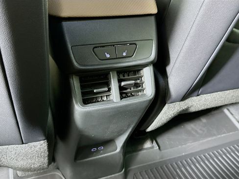 New 2026 Chevrolet Equinox ACTIV w/ Convenience Package III AWD/4WD image 26