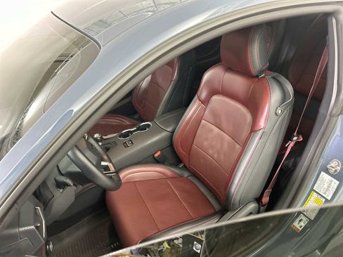 Used 2024 Ford Mustang GT Premium image 13