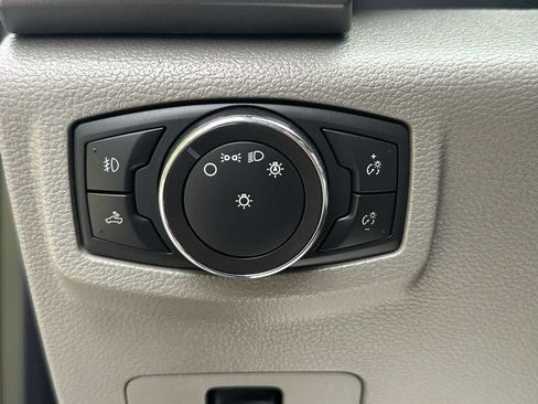 Used 2019 Ford F250 XLT w/ XLT Value Package AWD/4WD image 28