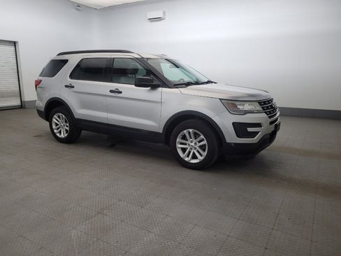 Used 2017 Ford Explorer 4WD image 11