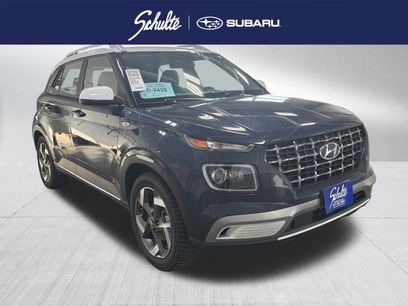 Used 2023 Hyundai Venue Limited w/ Cargo Package