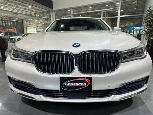 Used 2017 BMW 750i xDrive AWD/4WD image 16