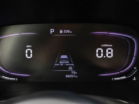 Used 2023 Kia Soul LX w/ Option Group 015 FWD image 27