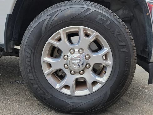 Used 2019 RAM 2500 Big Horn AWD/4WD image 39