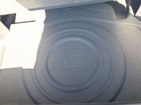 Used 2023 Chevrolet Equinox LT image 20