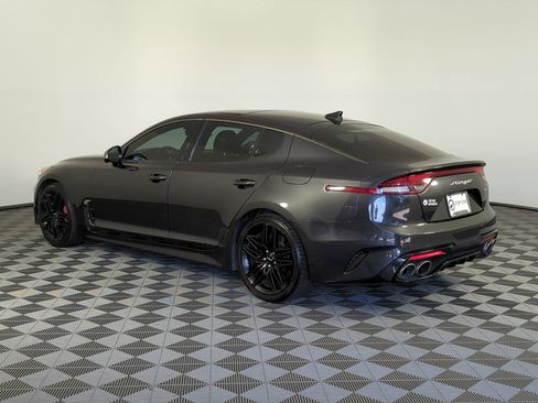 Used 2023 Kia Stinger GT2 RWD image 5