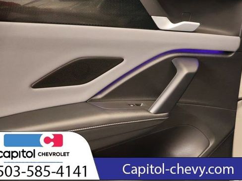 Used 2025 Volkswagen Tiguan SE R-Line image 28