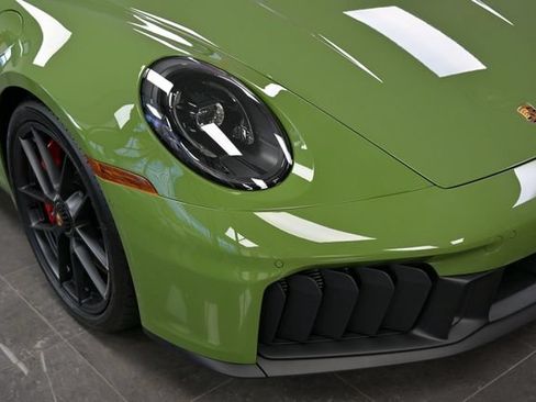 Used 2026 Porsche 911 GTS image 4