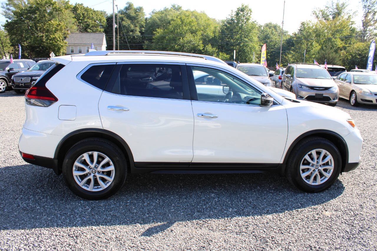 Used 2018 Nissan Rogue SV AWD/4WD image 6