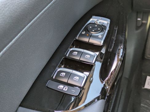 New 2026 Kia K5 EX image 21
