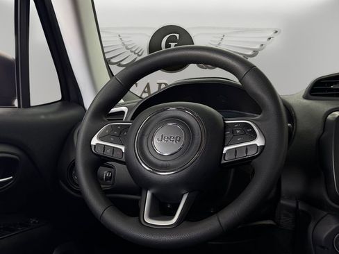 Used 2021 Jeep Renegade Sport FWD image 12