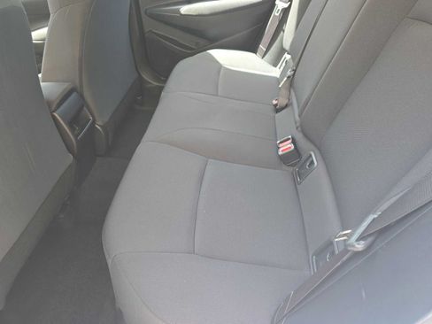 Used 2022 Toyota Corolla LE FWD image 14