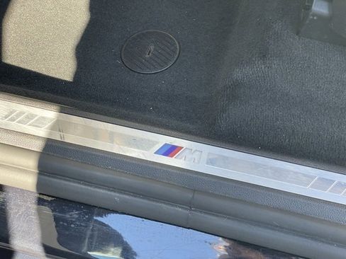 Used 2021 BMW X5 xDrive40i w/ M Sport Package image 26