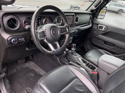 Used 2022 Jeep Gladiator Overland w/ Popular Equipment Package AWD/4WD image 23