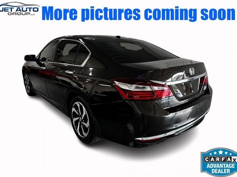 Used 2017 Honda Accord EX-L image 2