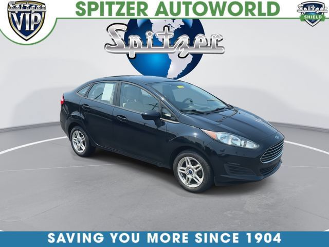 Used 2017 Ford Fiesta SE FWD image 2