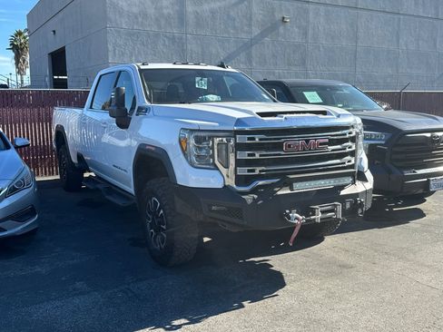 Used 2020 GMC Sierra 3500 SLE image 2