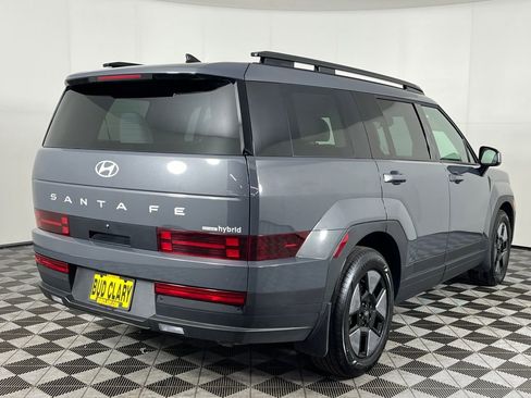 Used 2025 Hyundai Santa Fe SEL image 6