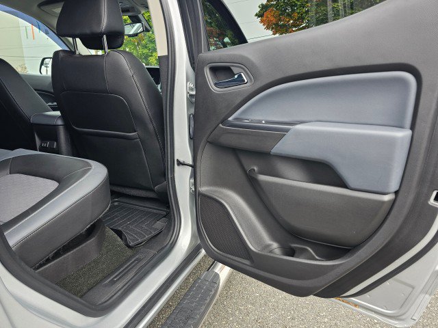 Used 2017 Chevrolet Colorado Z71 AWD/4WD image 15