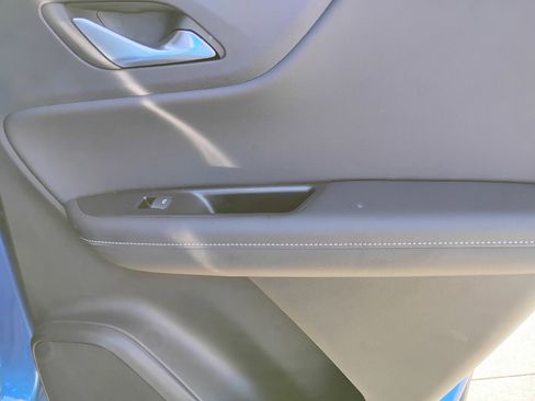 Used 2024 Chevrolet Blazer LT w/ Convenience Package image 21