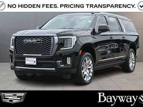 Used 2024 GMC Yukon XL Denali Ultimate AWD/4WD image 1