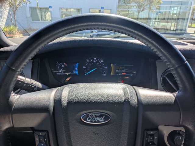 Used 2015 Ford Expedition XLT w/ Equipment Group 202A AWD/4WD image 31