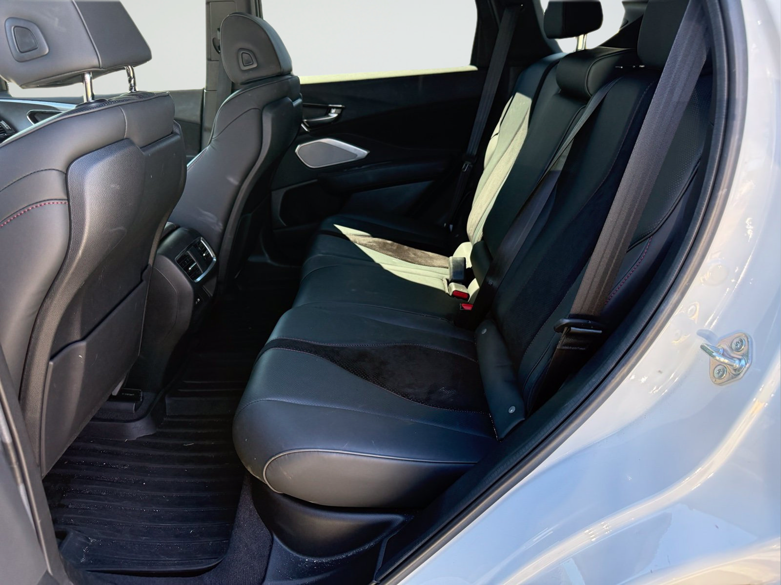 Used 2023 Acura RDX w/ Advance Package FWD image 10