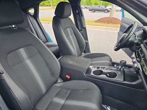 Used 2024 Honda Civic Sport image 10