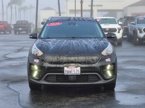Used 2020 Kia Niro EX image 2