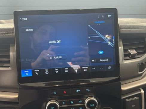 Used 2024 Ford Expedition Max XLT image 17