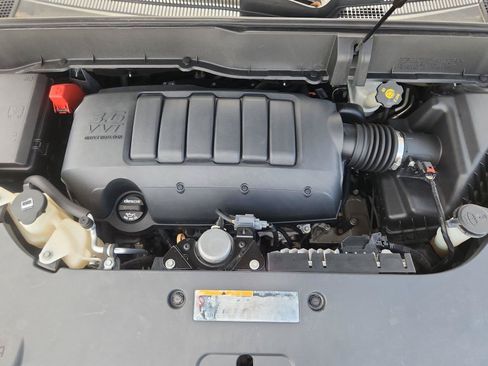 Used 2015 Chevrolet Traverse LS FWD image 27