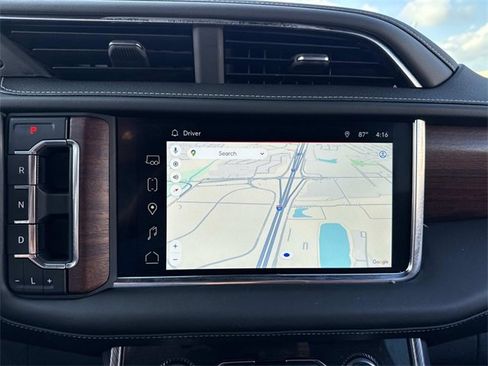 Used 2023 GMC Yukon Denali Ultimate image 28