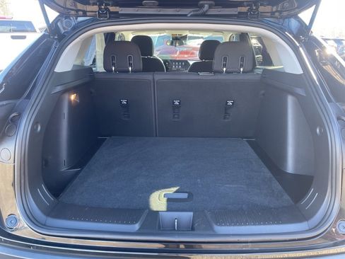 Used 2024 Chevrolet Trax LS w/ LS Convenience Package image 28