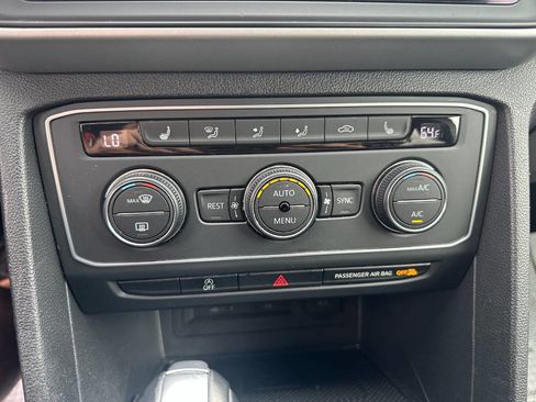 Used 2021 Volkswagen Atlas SE image 22