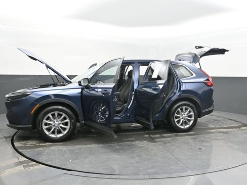 Used 2025 Honda CR-V EX image 43