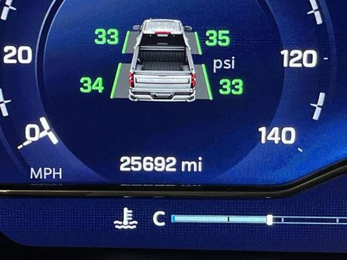 Used 2024 Chevrolet Silverado 1500 RST image 6