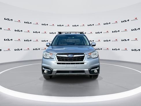 Used 2018 Subaru Forester 2.5i Limited image 3
