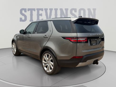 Used 2017 Land Rover Discovery HSE Luxury AWD/4WD image 3