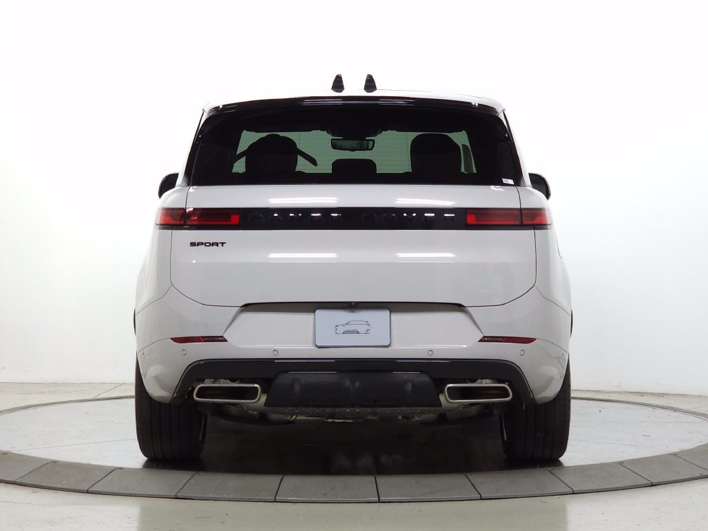 Certified 2026 Land Rover Range Rover Sport Dynamic SE AWD/4WD image 4