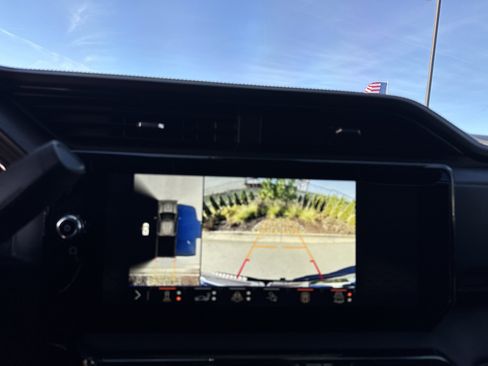 Used 2024 GMC Sierra 2500 AT4X image 26