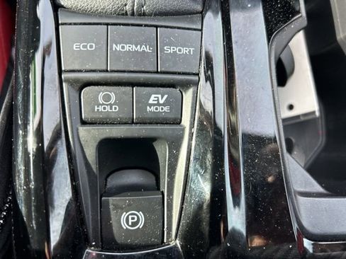 Used 2025 Toyota Camry XSE image 18